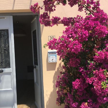 Appartement Central Des Terres Chaudes Proche Bord De Mer Menton Luaran gambar