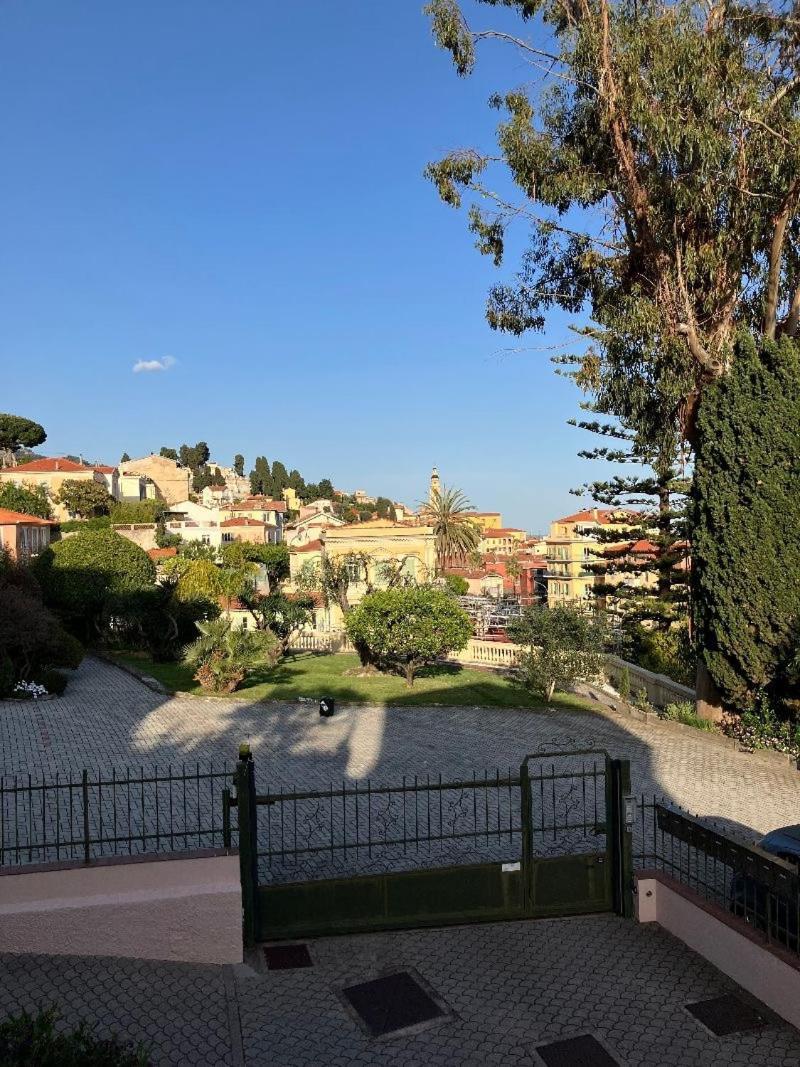 Appartement Central Des Terres Chaudes Proche Bord De Mer Menton Luaran gambar